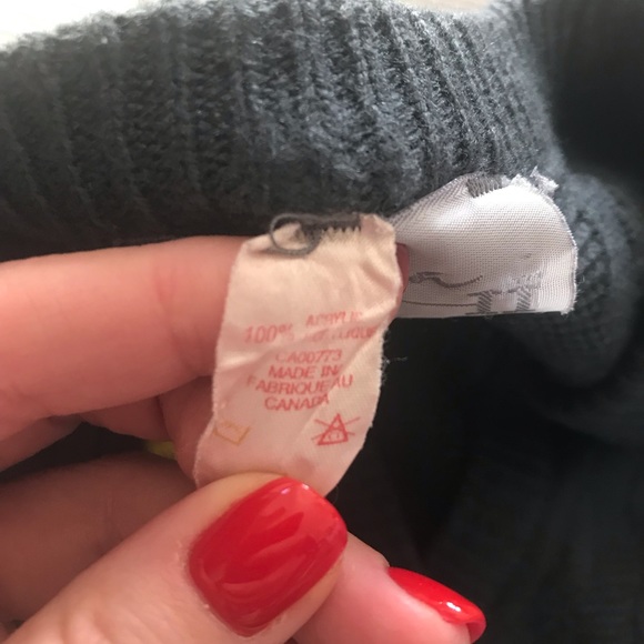 VINTAGE Plus Size Charcoal Grey Cable Knit Cardigan with Side Large Pockets - Picture 5 of 9